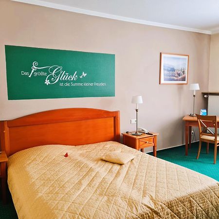 Hotel Zur Post Waldbreitbach Eksteriør bilde